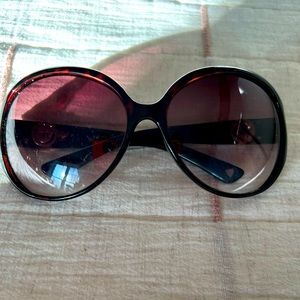 Juicy Couture Sunglasses with jewel side spinners ☀️